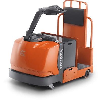 Electric Tow Tractors