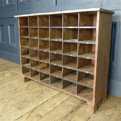 Pigeon hole Rack