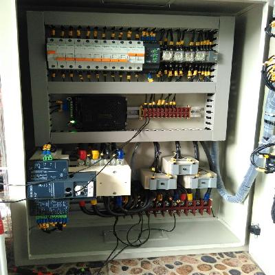 AMF Cum Distribution Panel