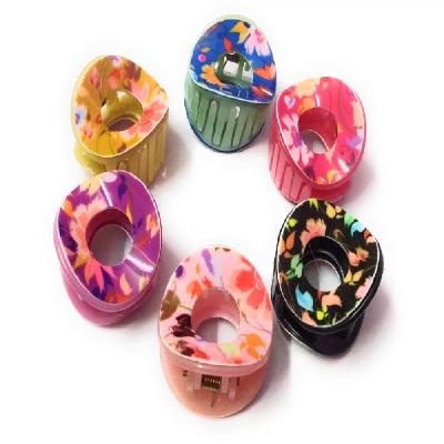 Plastic Hair Clutcher