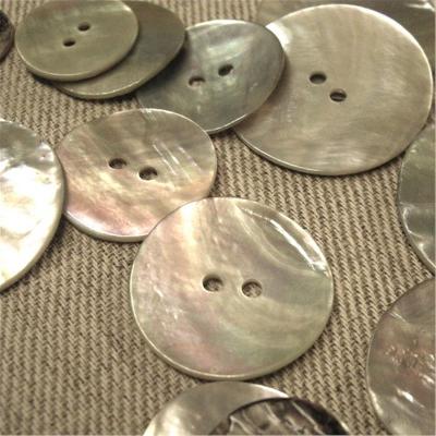 Round Designer Shell Button