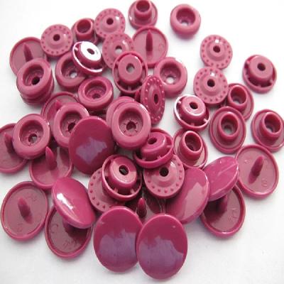 plastic snap button