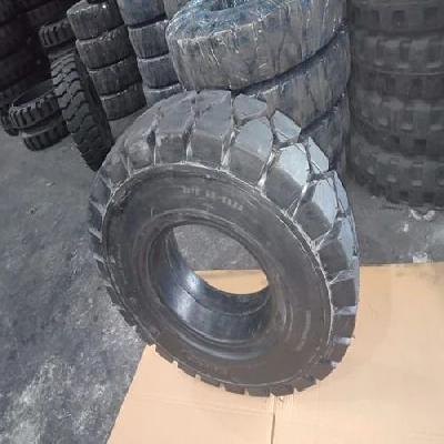 Paver Solid Rubber Tyre