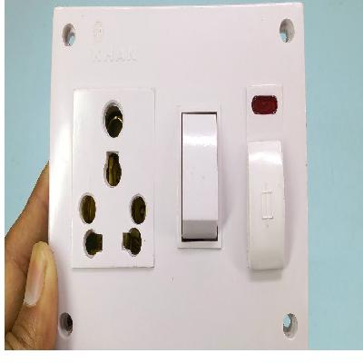3 Pin Electric Socket