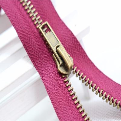 Colourful Metal Zippers