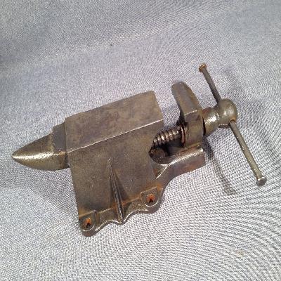 Anvil Vice