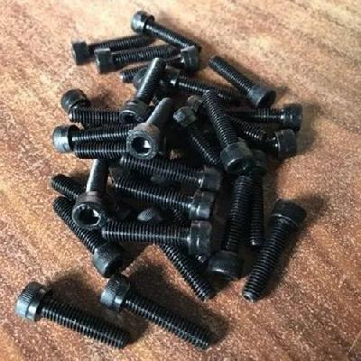 MF Hydraulic L-Key Bolt