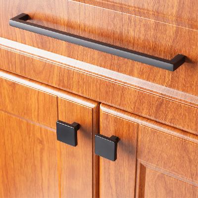 4 Stare Square Solid Cabinet Handles