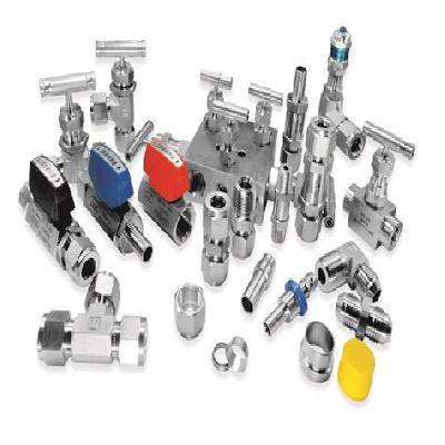 CNC Machine SS Fittings and Valve