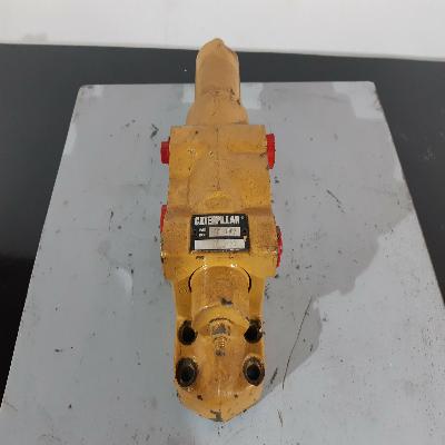 CAT Earthmover Hydraulic PT Valve