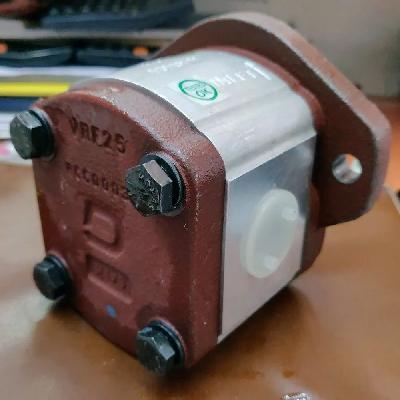 Dowty Gear Pump