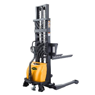 Stacker Semi Electric