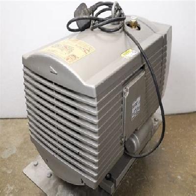 Carbon Vane Dry Vacuum Pump