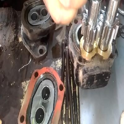 Hydraulic Pump Motor Servicing