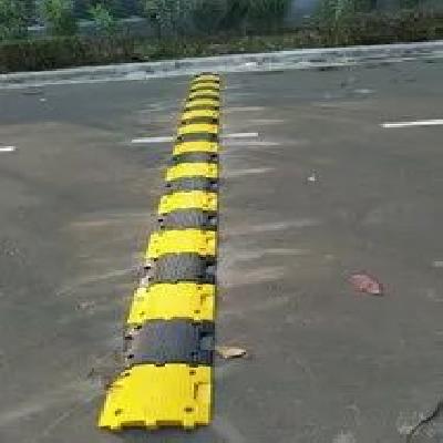 Pvc Speed Breaker