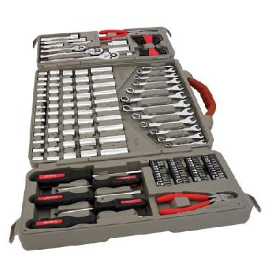 ITC 111 Piece Professional Tool Set