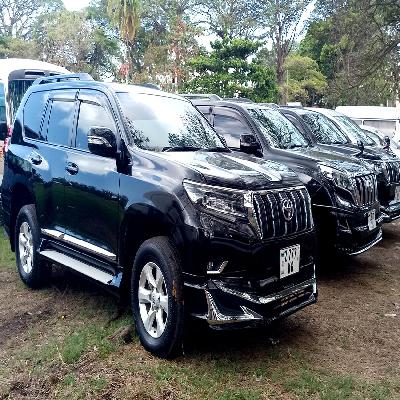 Luxury Suvs Land Cruiser Prado Car Rental  Service