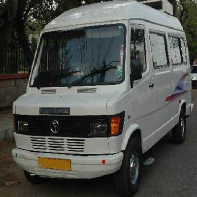 Tempo Traveler