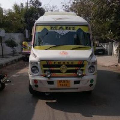Hyderabad To Nanded Tempo Travels