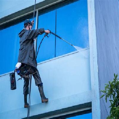 Facade Cleaning Service