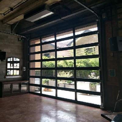 Glass Rolling Shutter