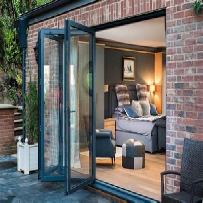 Aluminum Folding Door