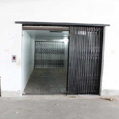 MS Collapsible Bearing Elevator Door