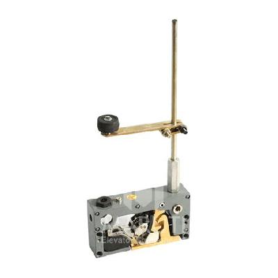 Elevator Otis type gate lock