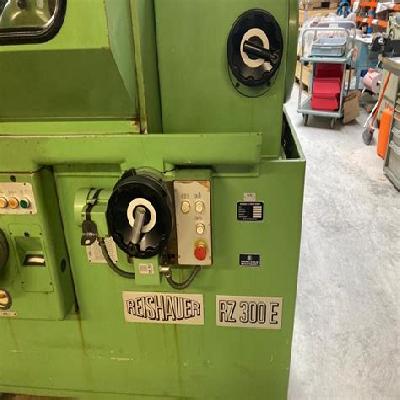 Gear Grinder Machine