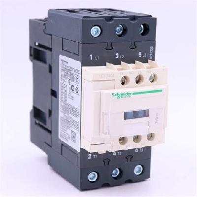CONTACTOR