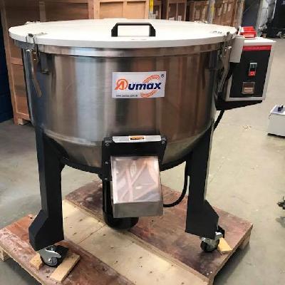Vertical Plastics Colour Mixer