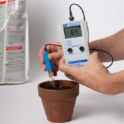 Digital pH Meter