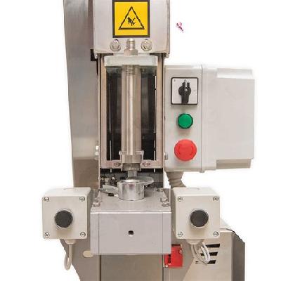 Semi Automatic Capping Machine
