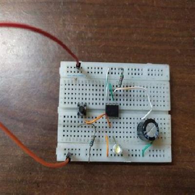 Monostable Multivibrator Using 555 IC Model: HiQ-MSMV