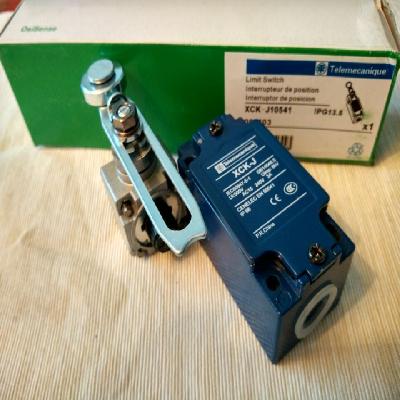 Schneider Limit Switch