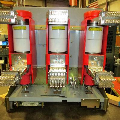 Vacuum Circuit Breaker