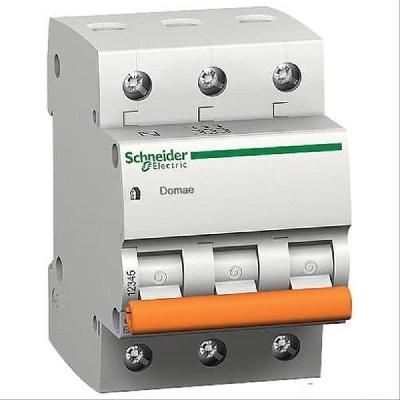 Schneider 32A Triple Pole MCB