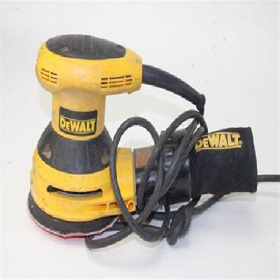 D26451 125mm Random Orbit Palm Sander