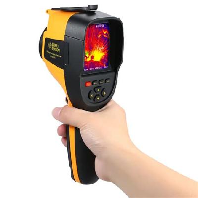 Handheld Thermographic Camera