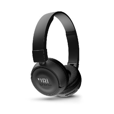 JBL T450BT Extra Bass Wireless On-Ear Headphones with Mic (Black)