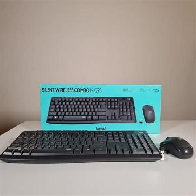 Logitech mk295 wireless keyboard and mouse combo