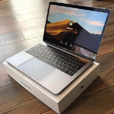 Apple MacBook Pro