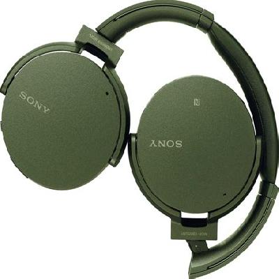 Sony On-Ear Extra Bass Headphones with Mic (Green)