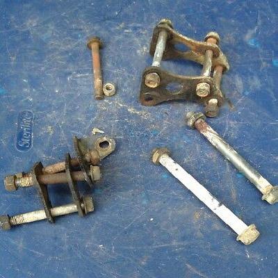 Three Wheeler Engine Badding Bracket
