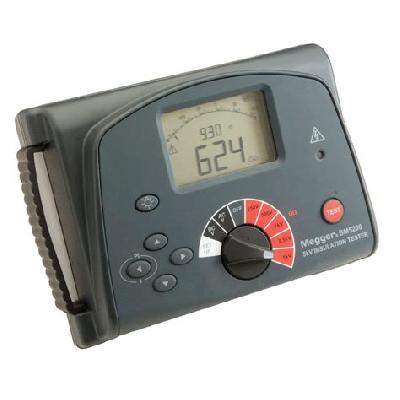 Megger BM-5200_BM-5500 INSULATION RESISTANCE TESTER
