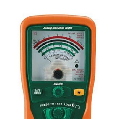 Battery Operated Analog Insulation Tester
