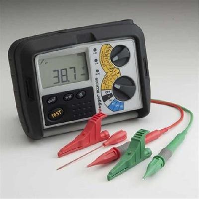 Megger RCDT 330 Volt Meter