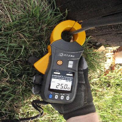 Clamp-On TRMS Auto Ranging Power Meter