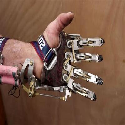 Artificial Prosthetic Mechanical Hand