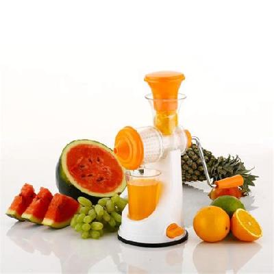 D2012_Plastic Multipurpose Manual Juicer (Green)